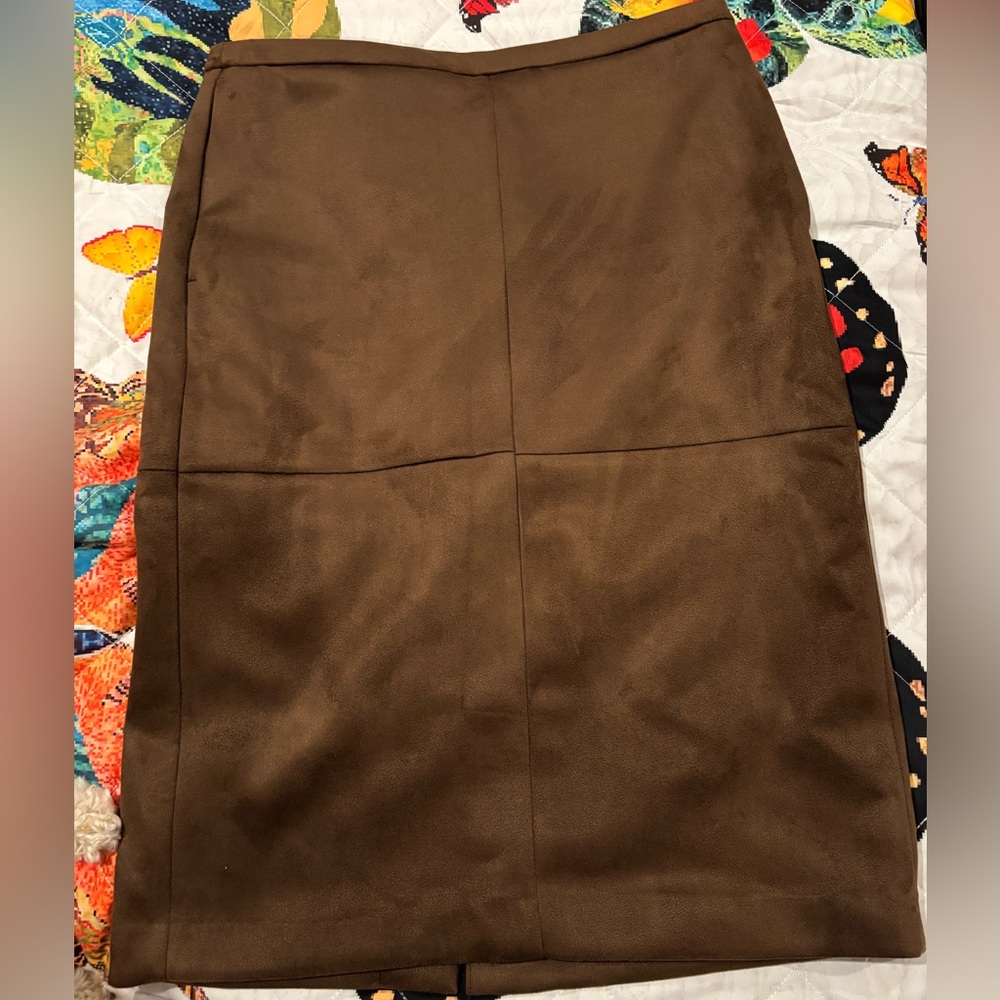 H&M new with tags brown suede like skirt